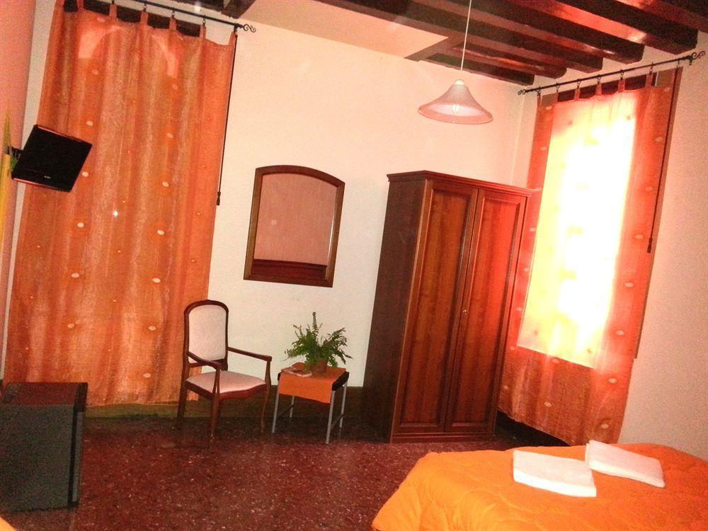 Ca' Contarini 3026 Hotel Venetië Buitenkant foto